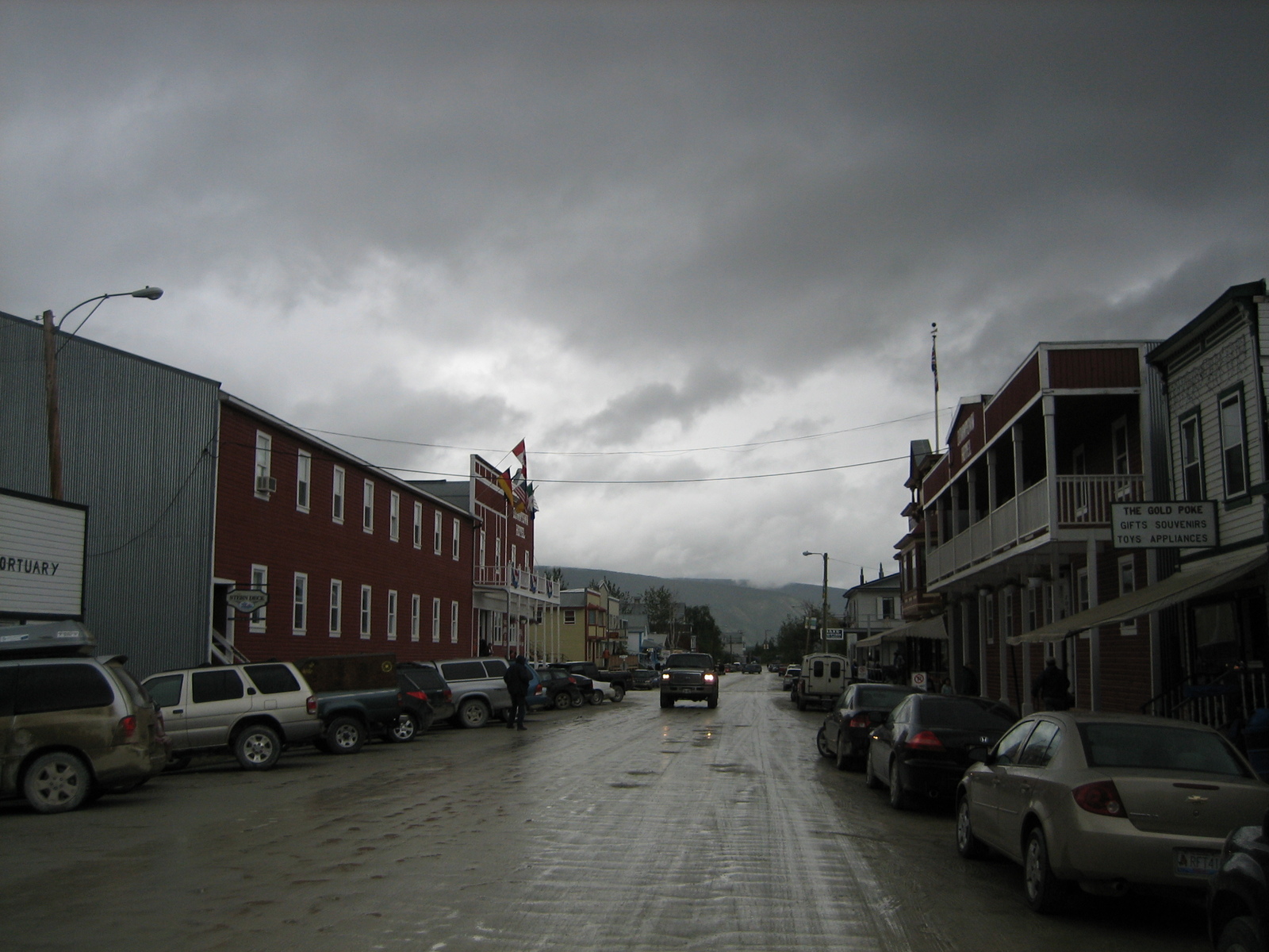 2008-07-19-dawson-city-1.jpg