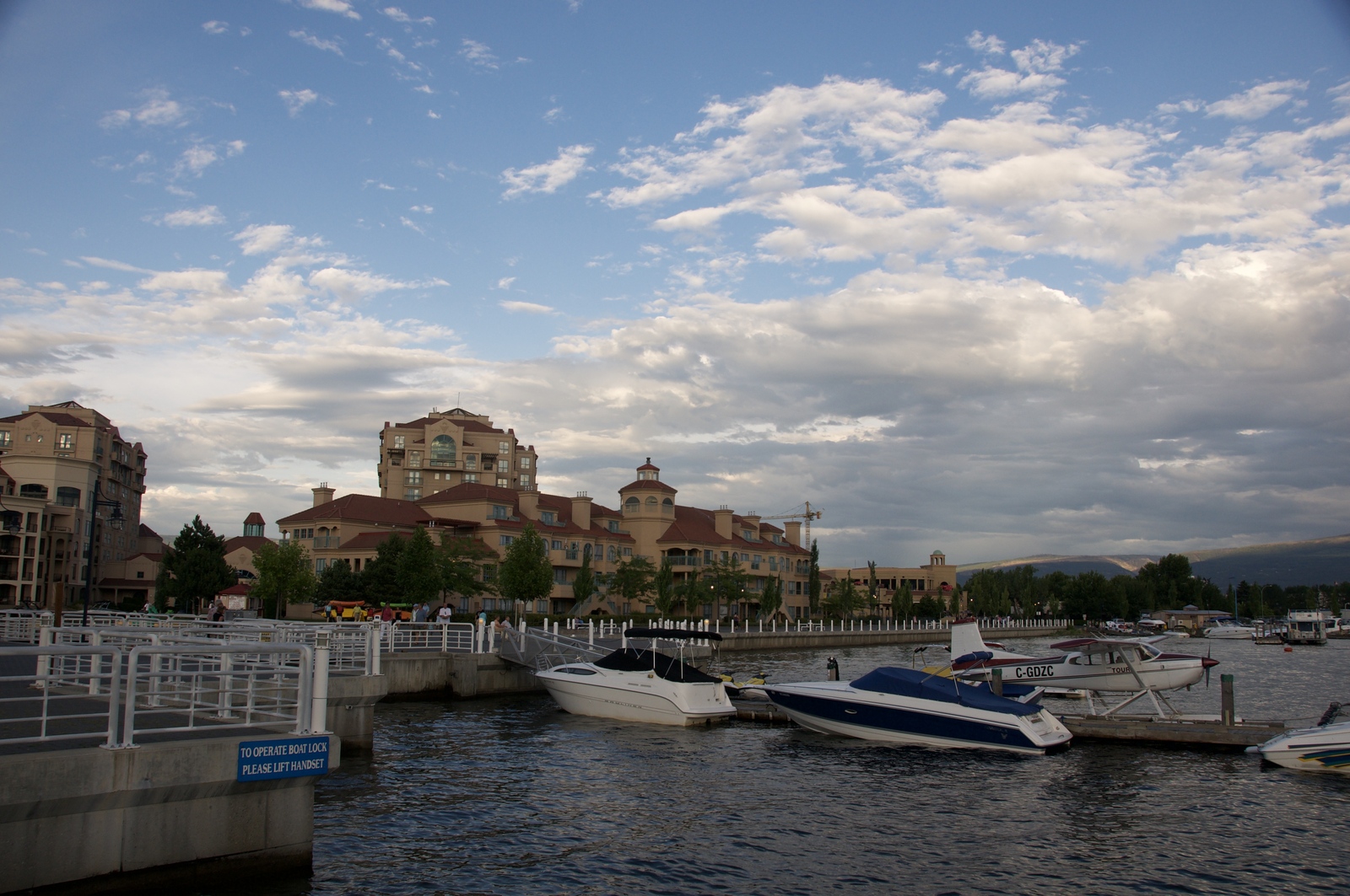 2008-07-22-kelowna-13.jpg